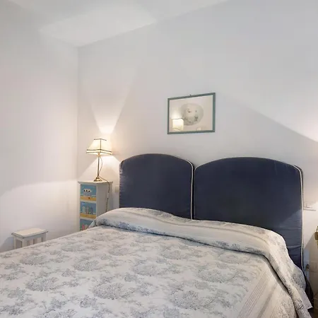 Holiday home Red In Dei Marmi Forte dei Marmi
