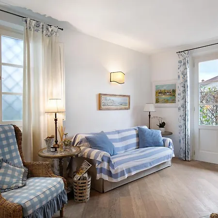 Ferienhaus Red In Dei Marmi Forte dei Marmi